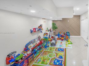 1820 Vista Way, Margate FL 33063