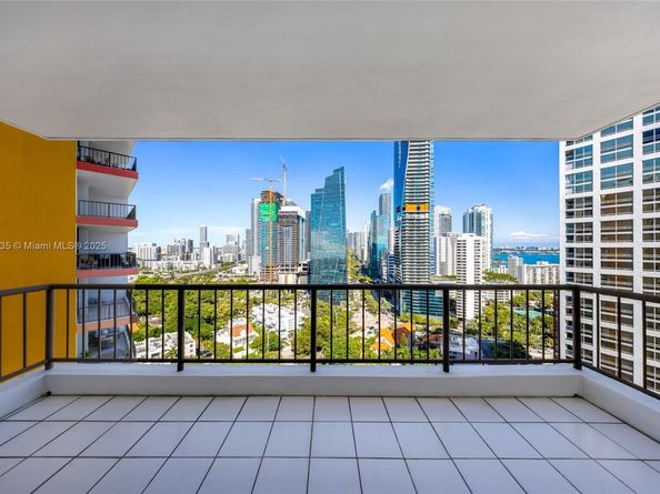 1581 Brickell Ave 2104, Miami FL 33129