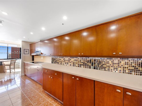 1581 Brickell Ave 2104, Miami FL 33129