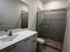 12429 NW 23rd Ct, Miami FL 33167
