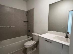 12429 NW 23rd Ct, Miami FL 33167