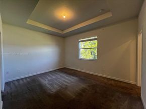 12429 NW 23rd Ct, Miami FL 33167