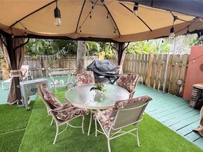 2271 NW 159th Ave, Pembroke Pines FL 33028