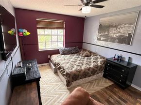 2271 NW 159th Ave, Pembroke Pines FL 33028