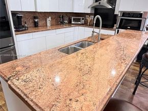 2271 NW 159th Ave, Pembroke Pines FL 33028