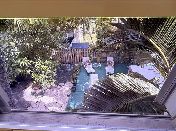 2271 NW 159th Ave, Pembroke Pines FL 33028