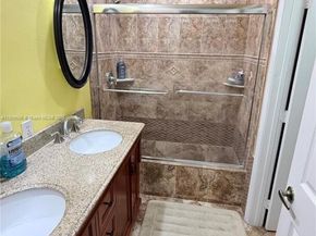 2271 NW 159th Ave, Pembroke Pines FL 33028