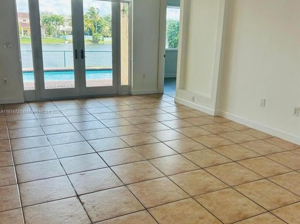 3001 SW 142nd Ave, Miramar FL 33027