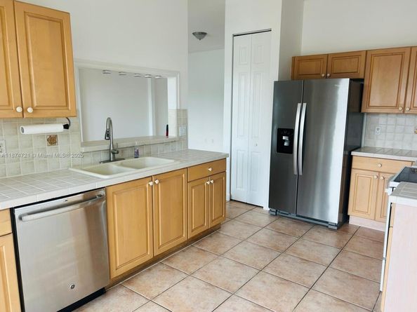 3001 SW 142nd Ave, Miramar FL 33027