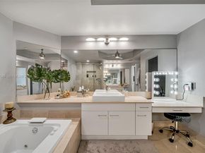 21150 Point Pl 702, Aventura FL 33180