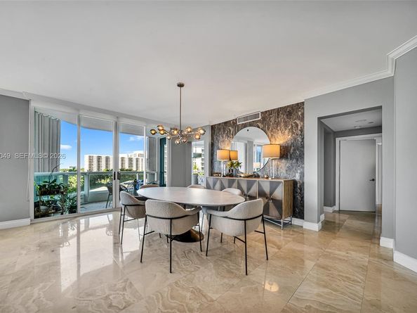 21150 Point Pl 702, Aventura FL 33180