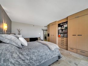 21150 Point Pl 702, Aventura FL 33180