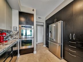 21150 Point Pl 702, Aventura FL 33180
