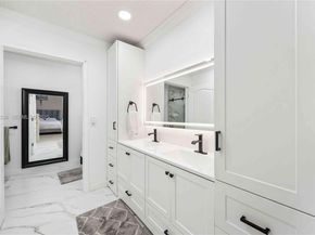 3502 W 72nd St, Hialeah FL 33018