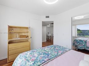 1200 SW 137th Ave 308E, Pembroke Pines FL 33027