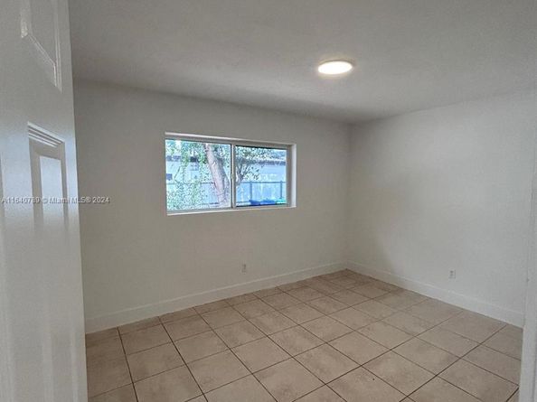 1128 NW 76th St, Miami FL 33150