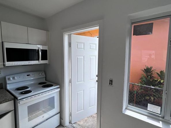 1128 NW 76th St, Miami FL 33150