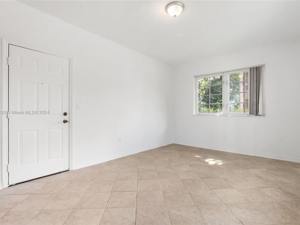 359 Meridian Ave A102, Miami Beach FL 33139