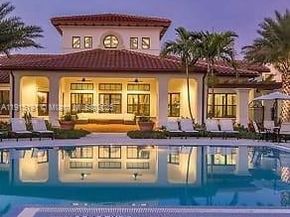 7950 NW 20th St, Pembroke Pines FL 33024