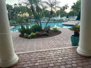 7950 NW 20th St, Pembroke Pines FL 33024