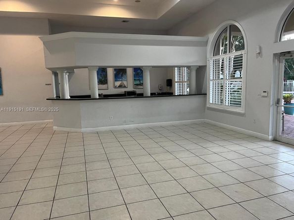 7950 NW 20th St, Pembroke Pines FL 33024