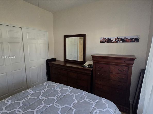 7950 NW 20th St, Pembroke Pines FL 33024