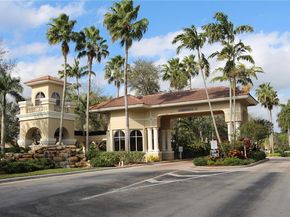 7950 NW 20th St, Pembroke Pines FL 33024