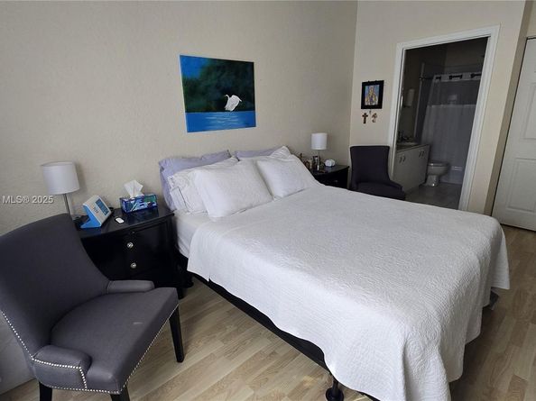 7950 NW 20th St, Pembroke Pines FL 33024