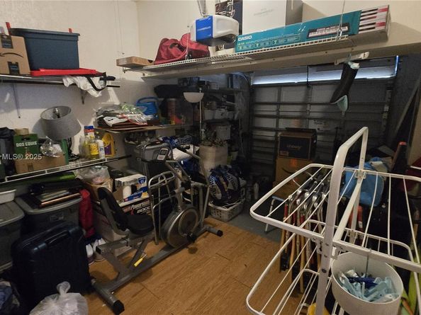 7950 NW 20th St, Pembroke Pines FL 33024