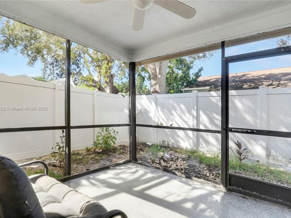 301 Lakewood Drive 8A, Jupiter FL 33458