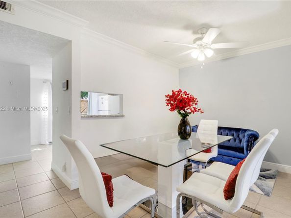 301 Lakewood Drive 8A, Jupiter FL 33458