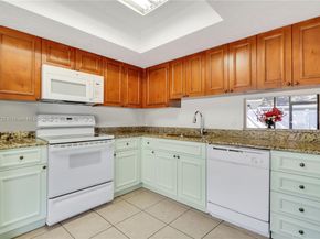 301 Lakewood Drive 8A, Jupiter FL 33458