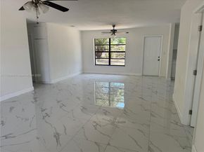 9340 Martinique Dr, Cutler Bay FL 33189