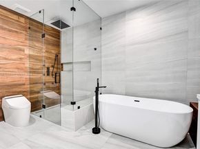 3757 NE 208th Te., Aventura FL 33180