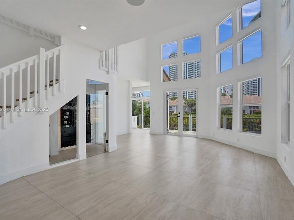 3757 NE 208th Te., Aventura FL 33180