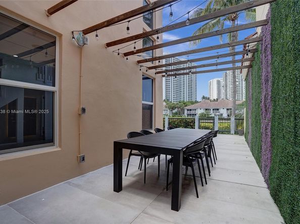 3757 NE 208th Te., Aventura FL 33180