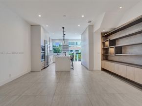 3757 NE 208th Te., Aventura FL 33180