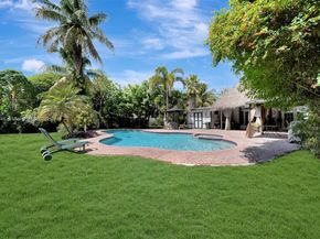 2442 Fillmore St, Hollywood FL 33020