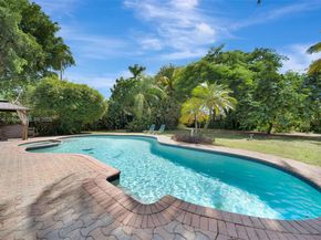 2442 Fillmore St, Hollywood FL 33020