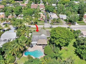2442 Fillmore St, Hollywood FL 33020