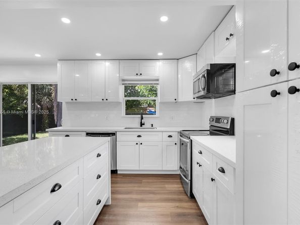 5636 NW 4th Ave, Miami FL 33127