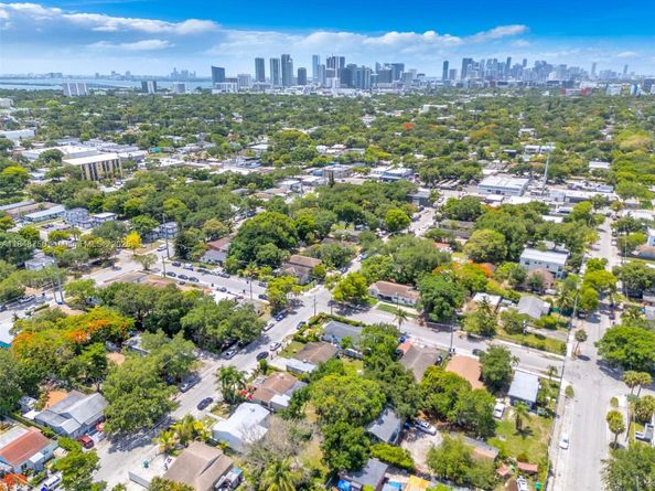 5636 NW 4th Ave, Miami FL 33127