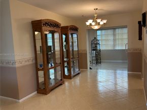 8604 NW 59th Pl, Tamarac FL 33321