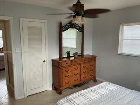 8604 NW 59th Pl, Tamarac FL 33321