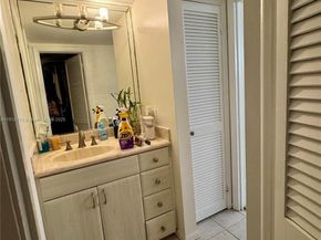 16518 NE 26th Ave 304, North Miami Beach FL 33160