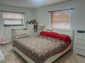 719 Harem Ave, Opa-Locka FL 33054