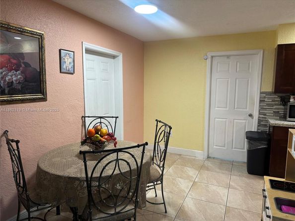 719 Harem Ave, Opa-Locka FL 33054