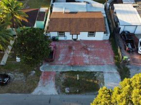 719 Harem Ave, Opa-Locka FL 33054