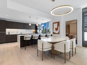 340 W 42nd St 601, Miami Beach FL 33140