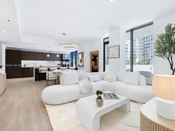 340 W 42nd St